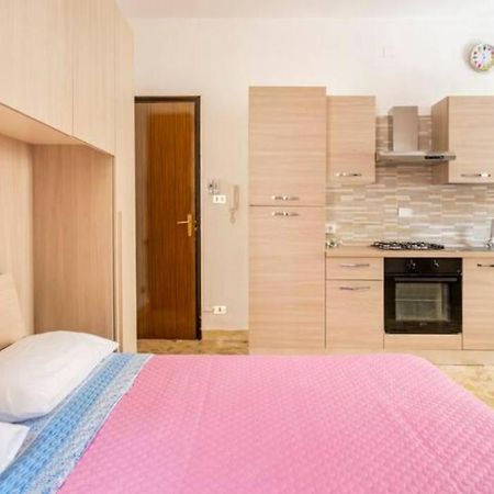 מלון טראביה Casa Antonella מראה חיצוני תמונה