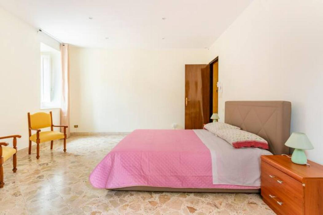 מלון טראביה Casa Antonella מראה חיצוני תמונה